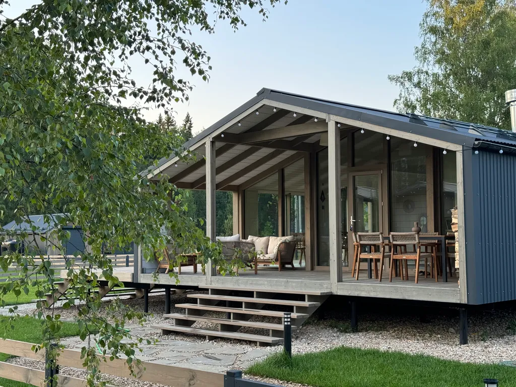 Уютный загородный дом в тишине