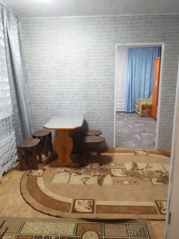 Гостевои дом. Удачный дворик. С видом на горы