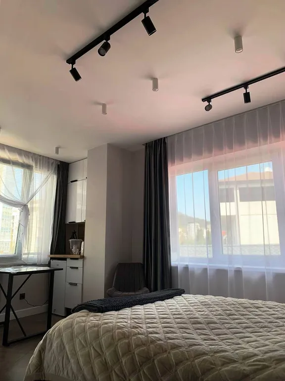 Уютная студия с парковкой рядом с морем