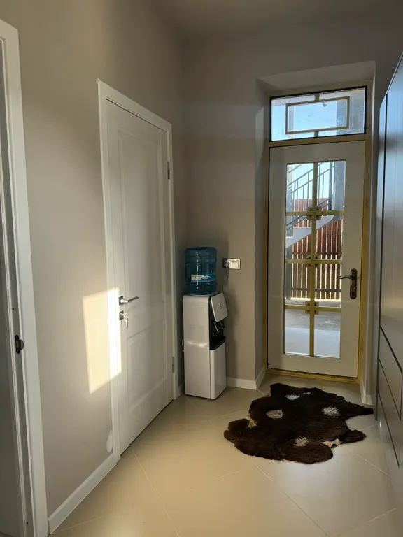 Дом на пoбеpежье Кaспийскогo моpя