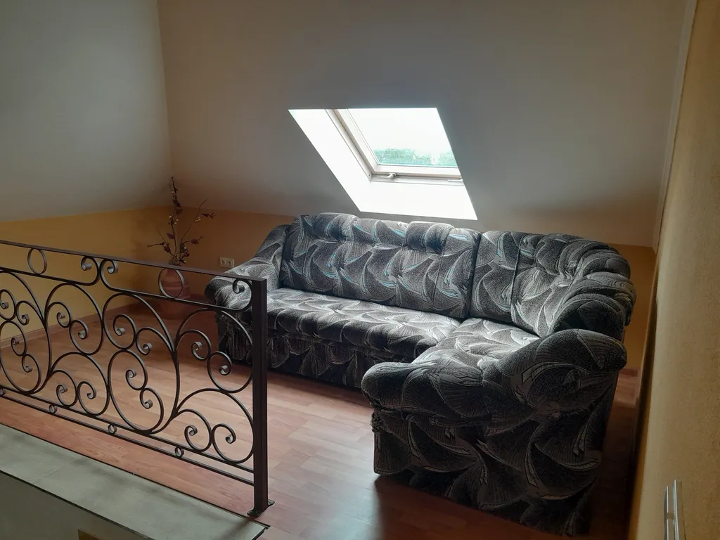 Уютный дом в спокойном районе для проживания и отдыха