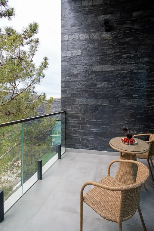 Апартаменты Люкс, Лучезарный на первой береговой линии