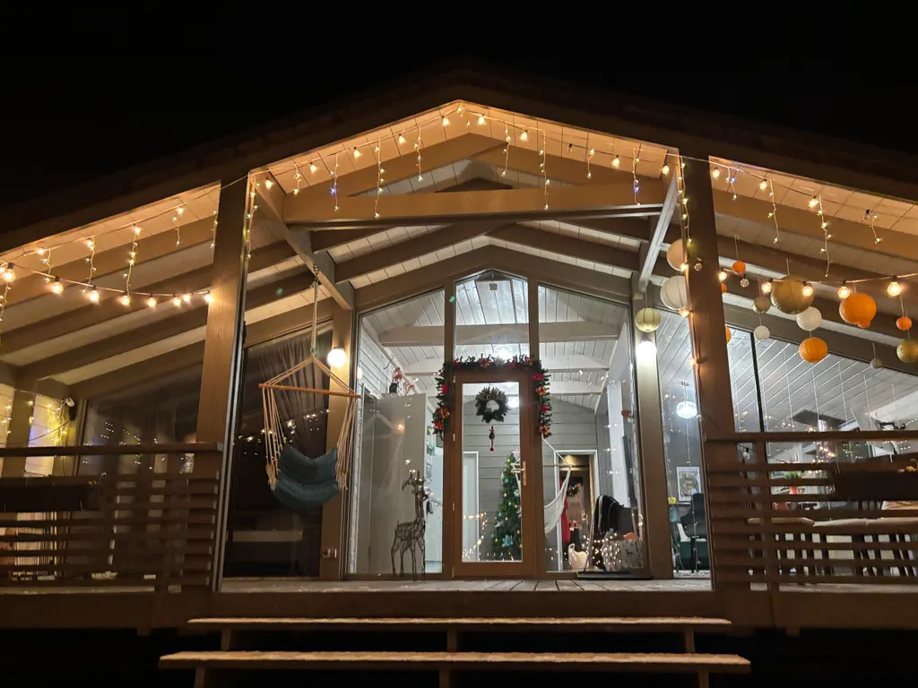 Коттедж Дом на прилесном участке в окружении реки — Горки