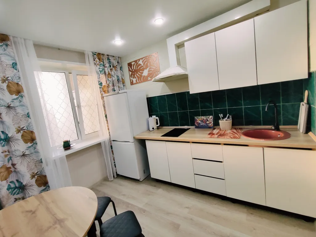 Оригинальная 1-комнатная квартира с застекленной лоджией