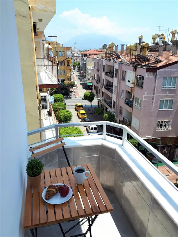 Уютная 1-комнатная квартира в 7 минутах от пляжа Клеопатра