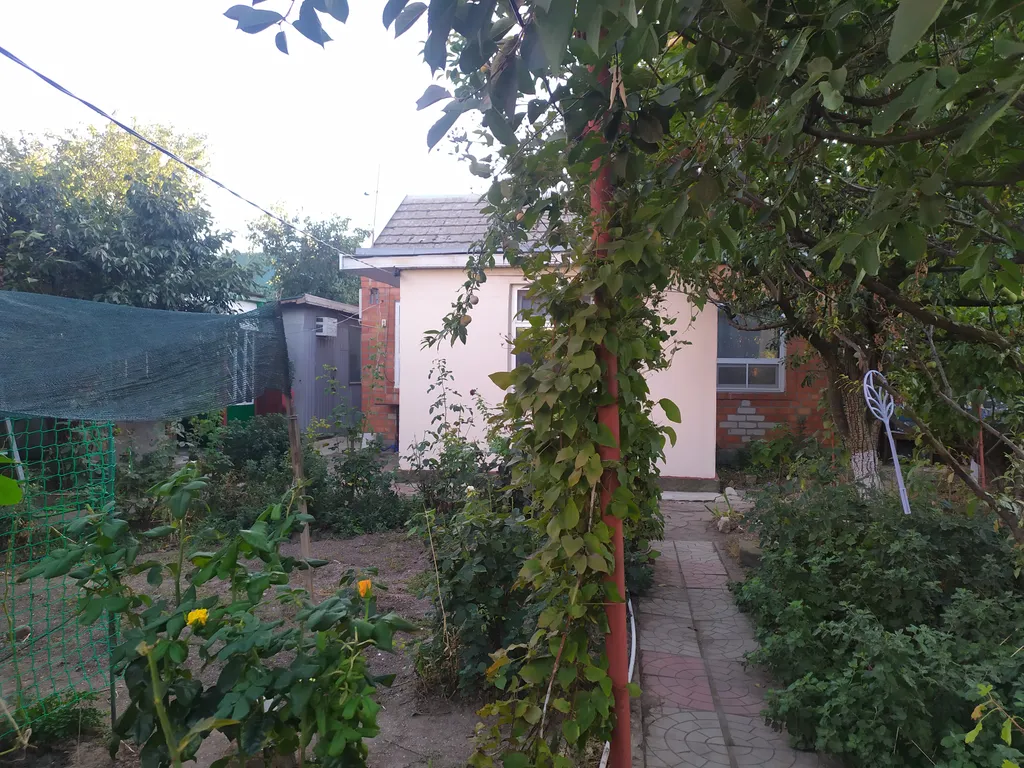 Коттедж Уютный дом на 1 линии самого чистого пляжа в городе — аренда посуточно в Ейск