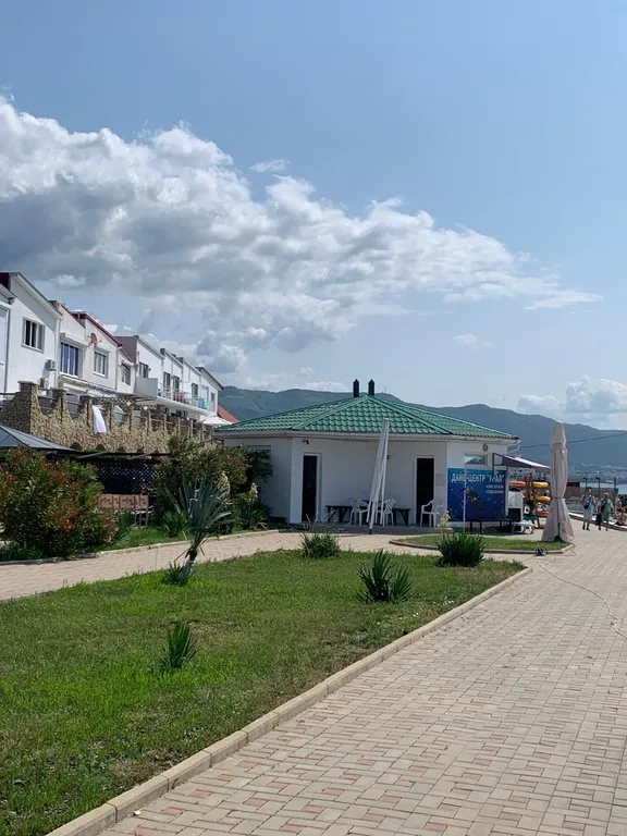 Коттедж Дом на берегу моря — аренда посуточно в Геленджик