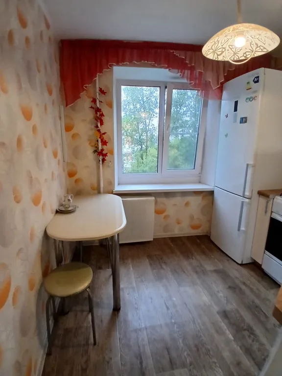 Уютный уголок почти в центре города не далеко от озера и парка