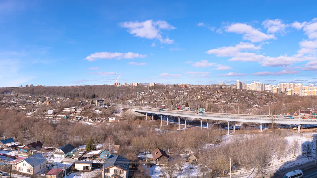 В центре в современном доме с гостиничным сервисом бесконтактно
