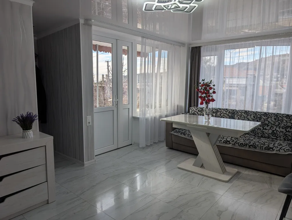 Уютный современный коттедж