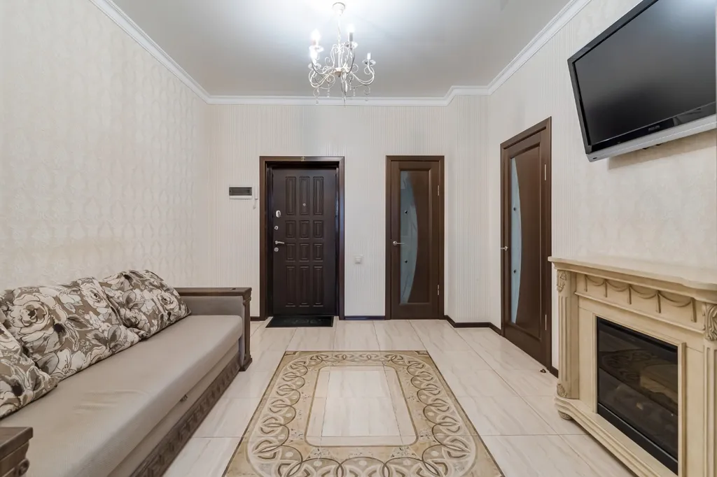 Просторная квартира в районе Шолохова, 10 минут от центра