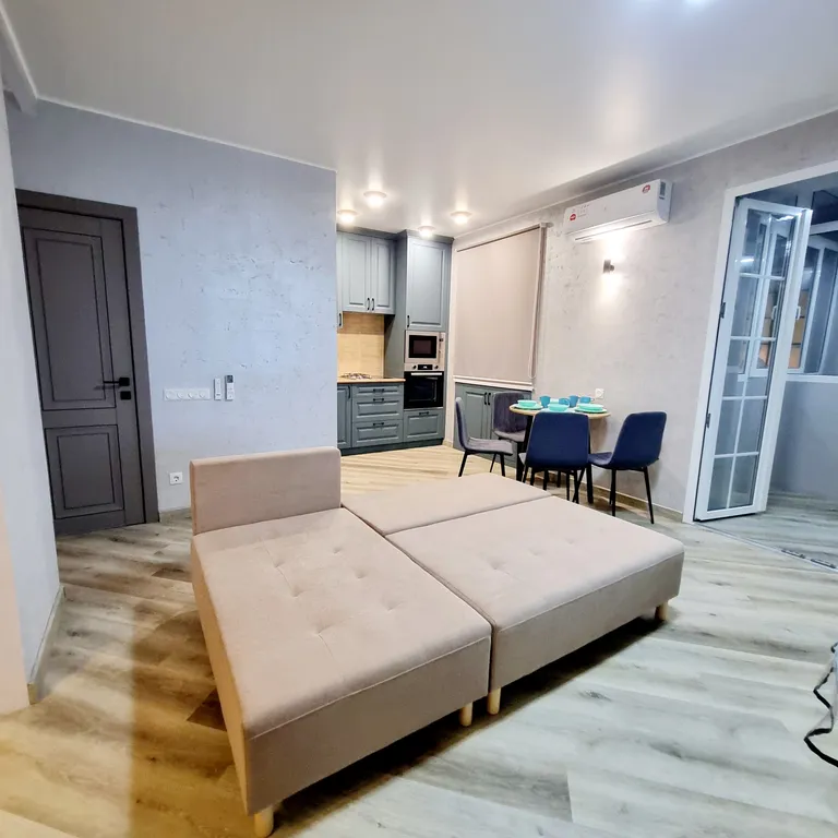 Уютная квартира в центре города с дизайнерским ремонтом