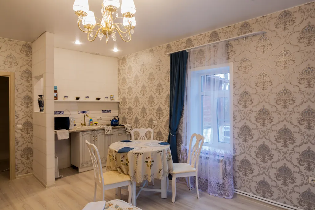 Студия возле Ипатьевского монастыря