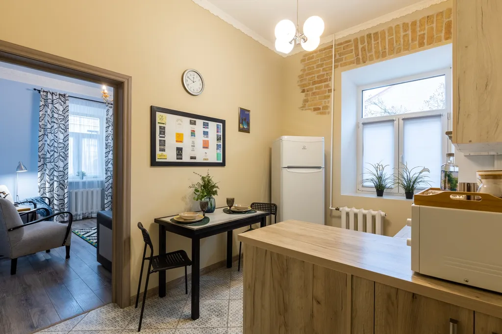 Светлые апартаменты в центре