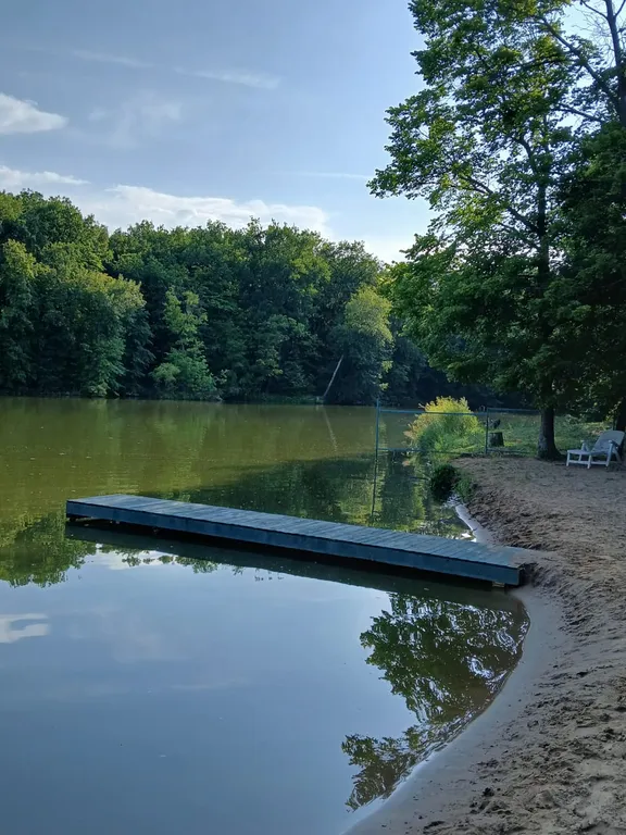Дом с бассейном рядом с Волгой