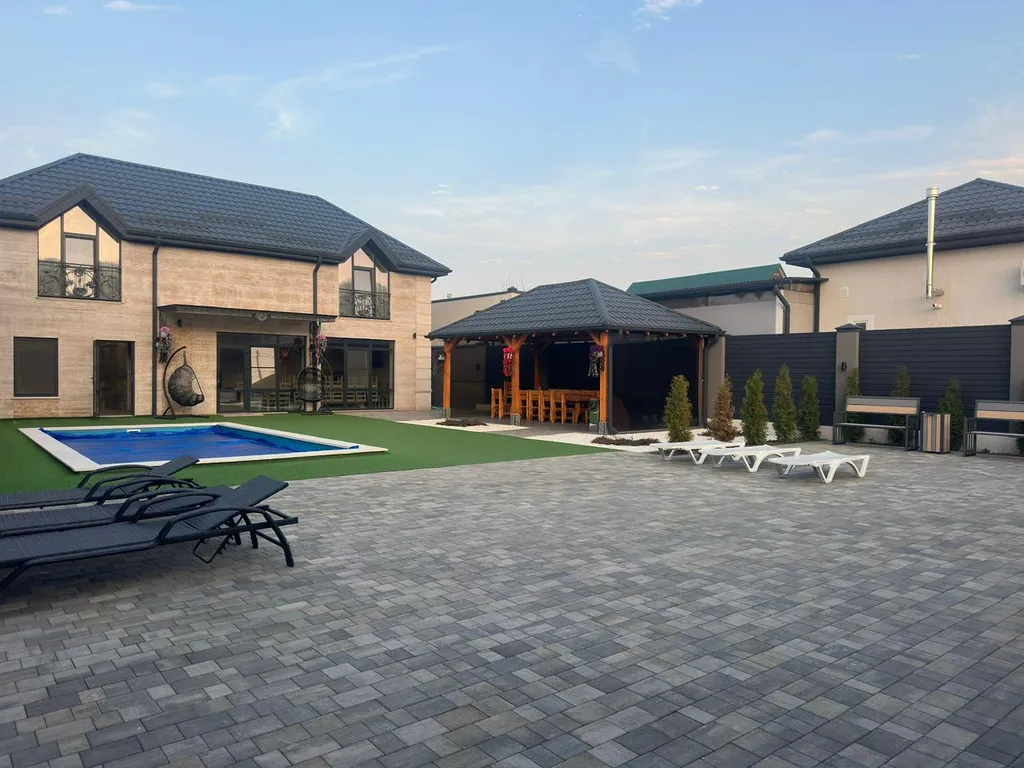 Вилла Времена года