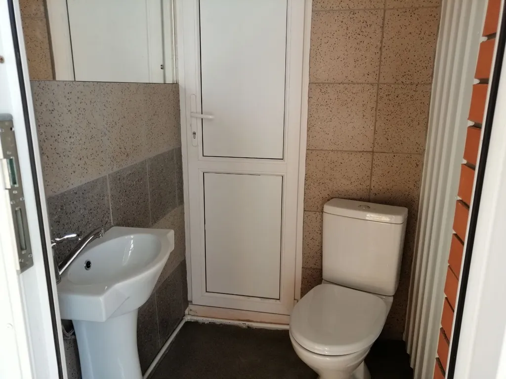 Дом-беседка с зоной барбекю и комнатой отдыха