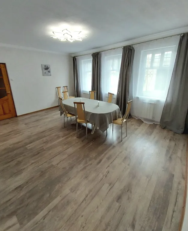 Уютный 5-комнатный дом в 5 минутах от центра города