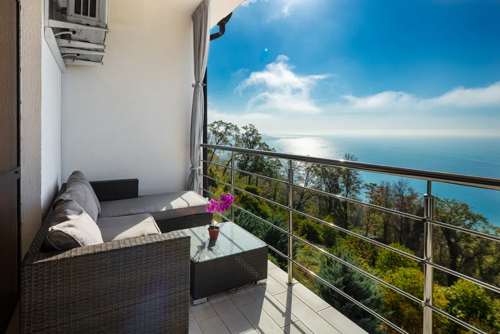 Квартира с Видом на море, 2 спальнями, 2 санузлами в ЖК Лазурный берег 1