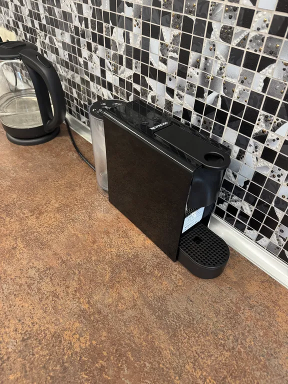 Студия с новым ремонтом (метро 5 минут пешком)