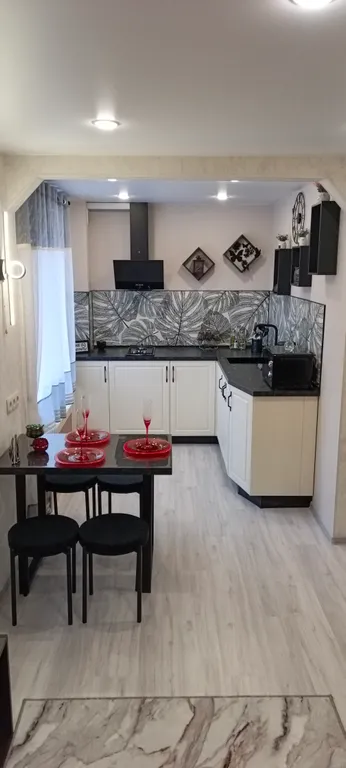 Квартира-студия с ремонтом в тихом центре — аренда посуточно в Выборг