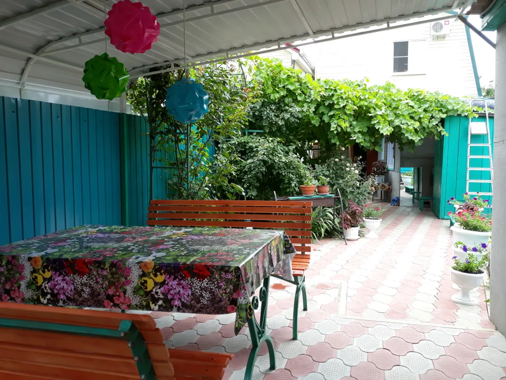 Коттедж Небольшой летний домик — Ейск