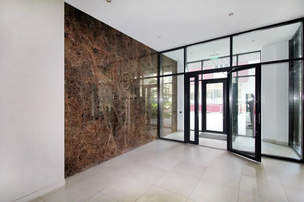 Трехкомнатная квартира в ЖК Braun возле ТРЦ Мега Алматы