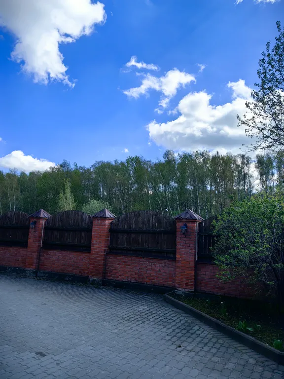 Атмосферный коттедж с дровяной баней и большим бассейном