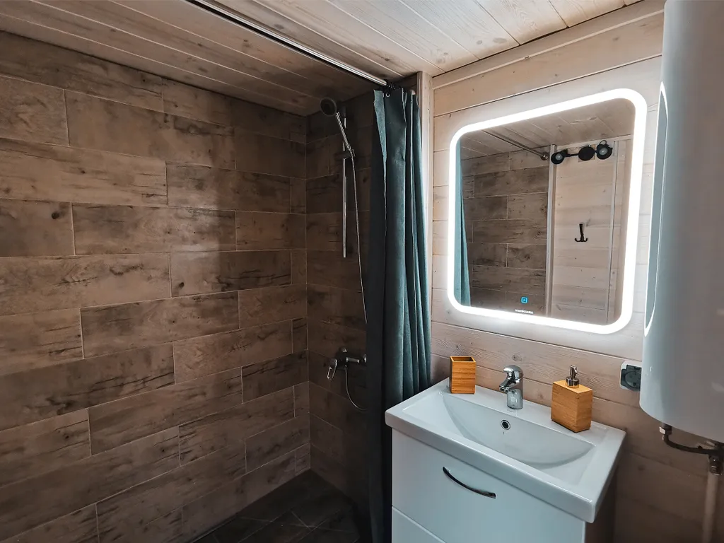 Коттедж Коттедж Барнхаус Лесная студия — Тованово