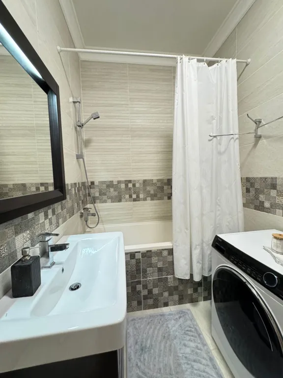 Просторная квартира с шикарным видом рядом с центральной набережной