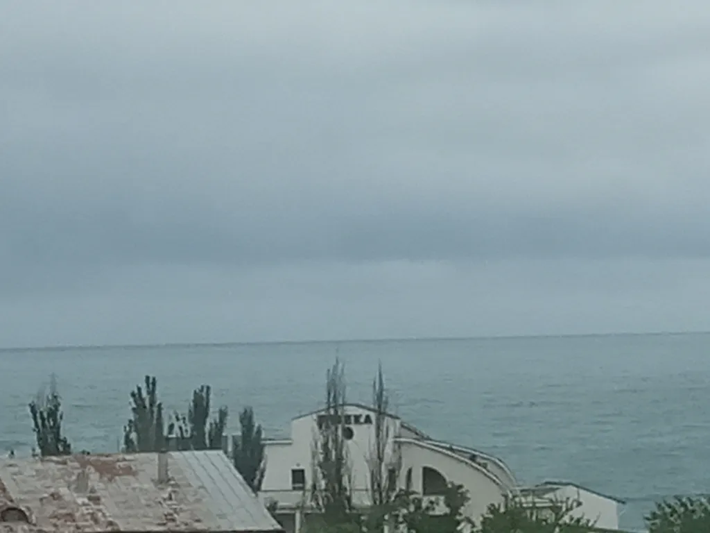 Уютная квартира с видом на море и потухший вулкан Кара-Даг