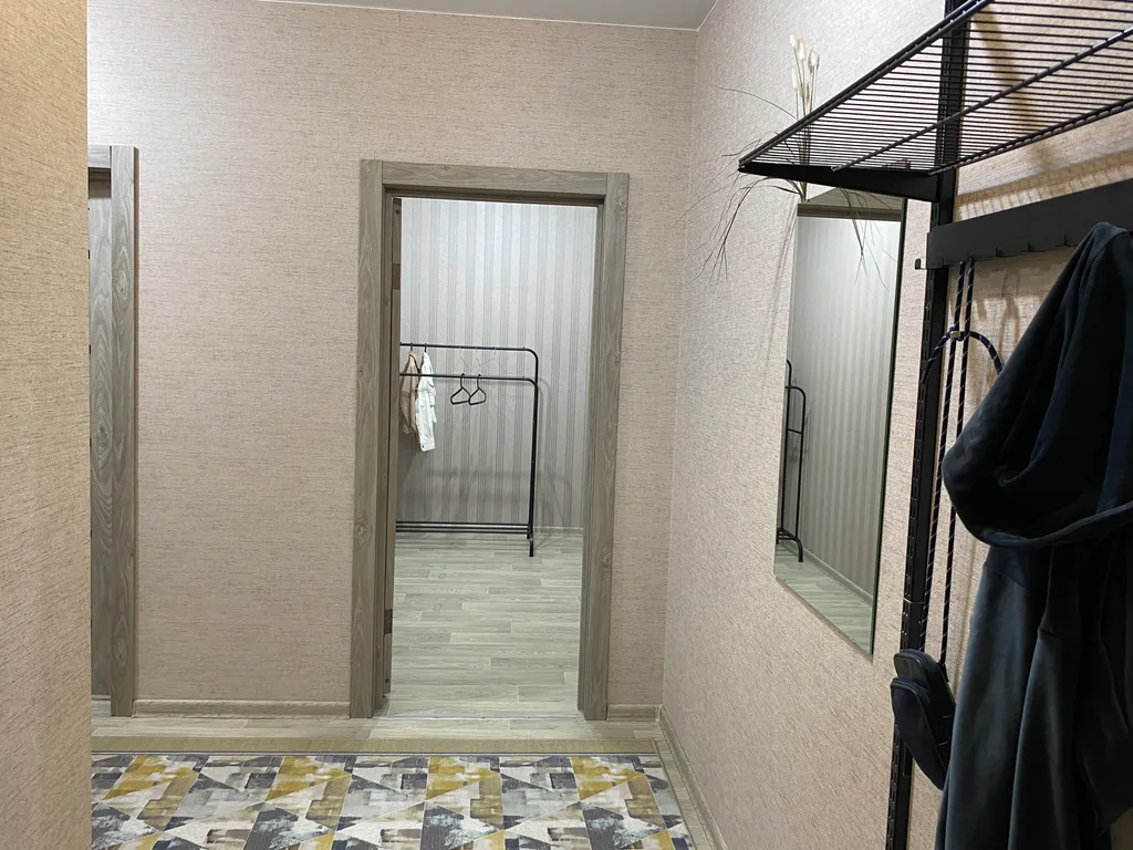 Квартира Квартира Уютная большая двухкомнатная Центральный район Кардиоцентр Планета — Красноярск