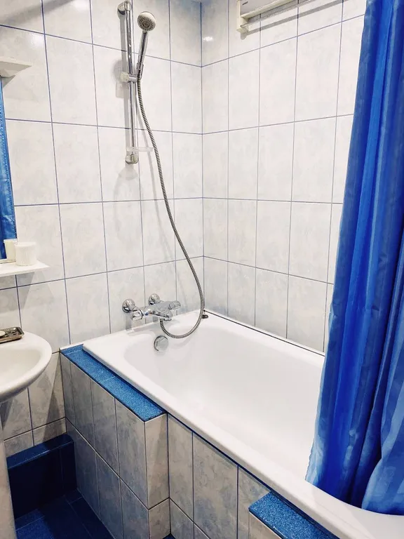 Дизайнерская 3-комнатная квартира у Самолета