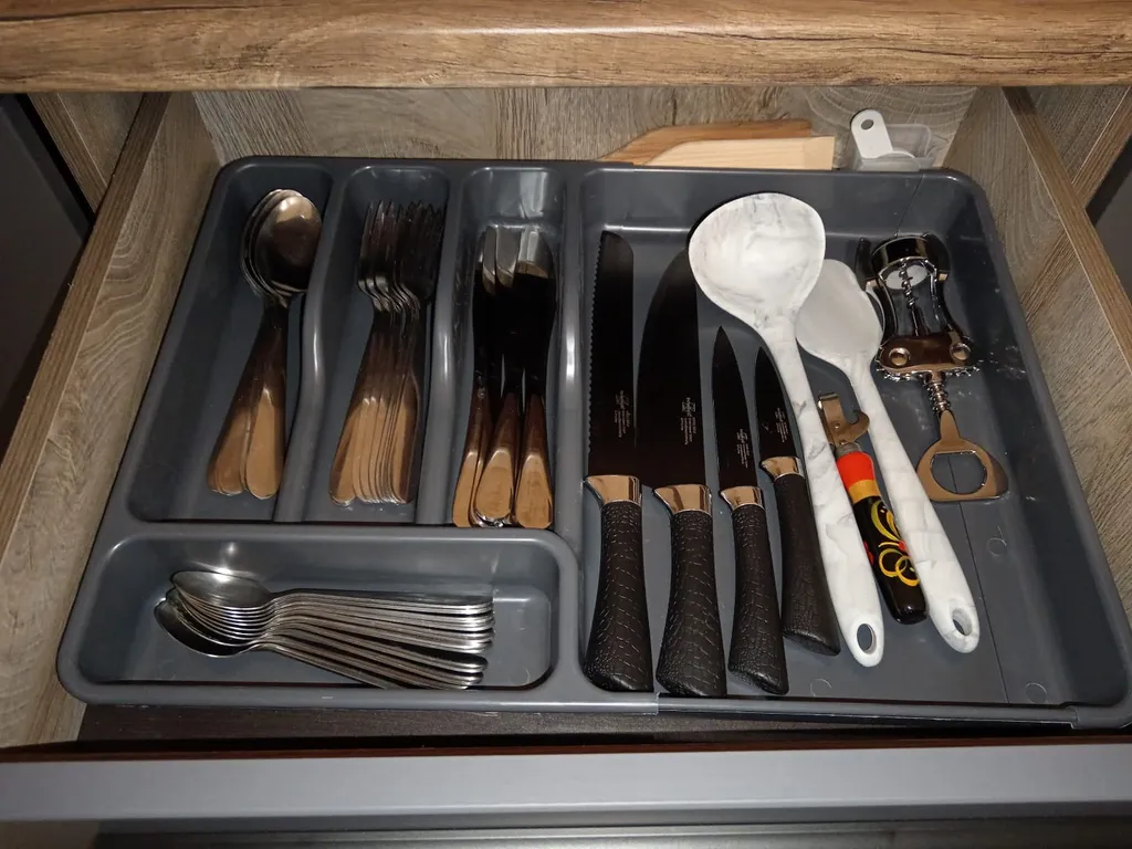 Коттедж Красивый дом у речки — Купанское