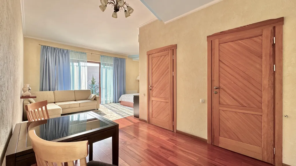 Коттедж Вилла возле Царской тропы в Нижней Ореанде — Ореанда