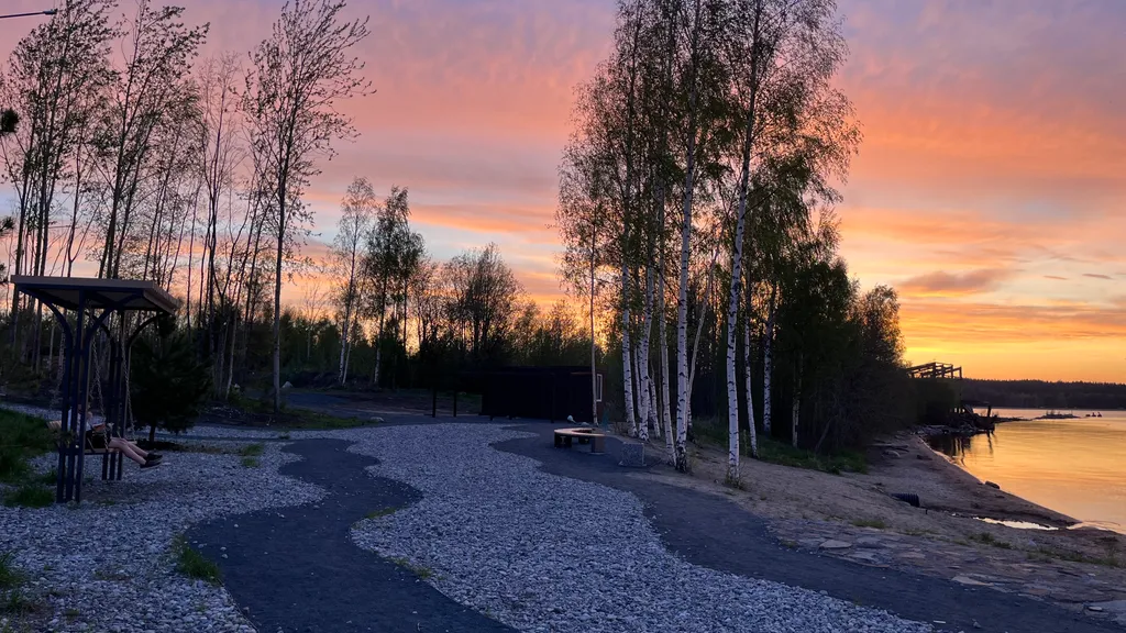 Апартаменты с видом на озеро в элитном районе