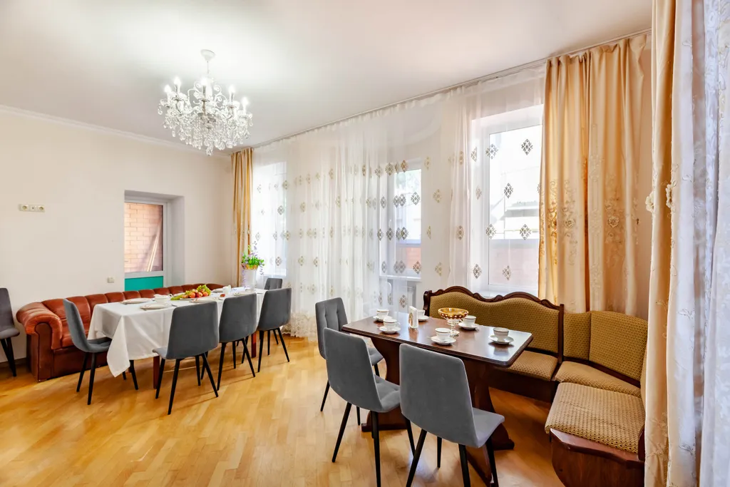 Уютный дом в центре города