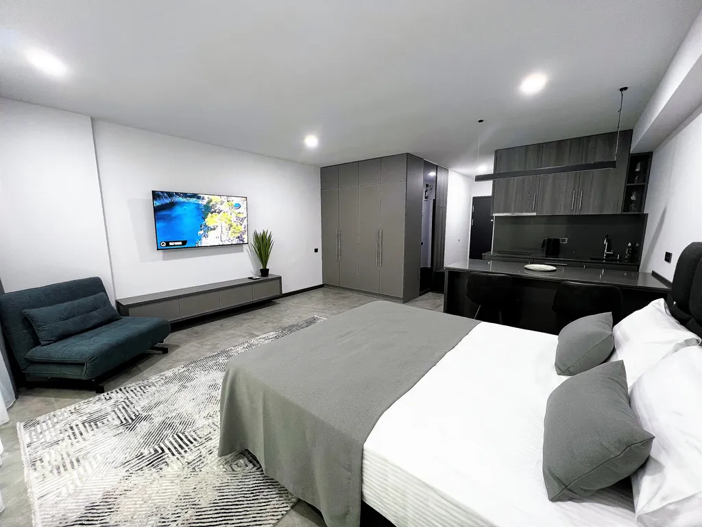 Современная студия на берегу моря, Batumi View