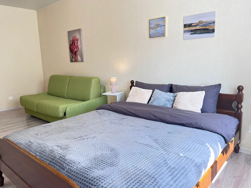 Комфортная квартира в ста шагах от метро