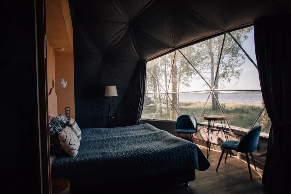 Сфера Classic с видом на море