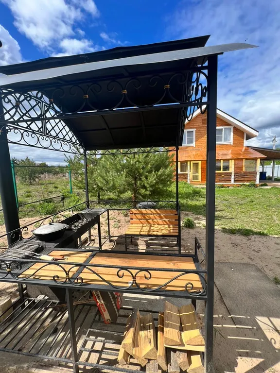 Дом рядом со спортивными базами