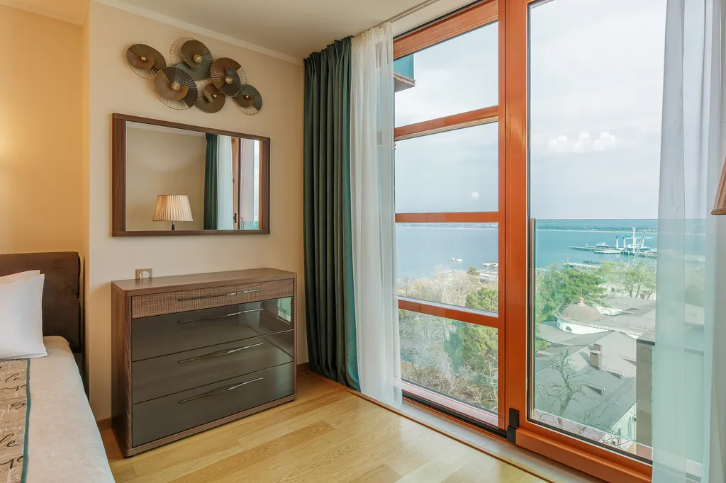 Квартира золотая бухта премиум с видом на море