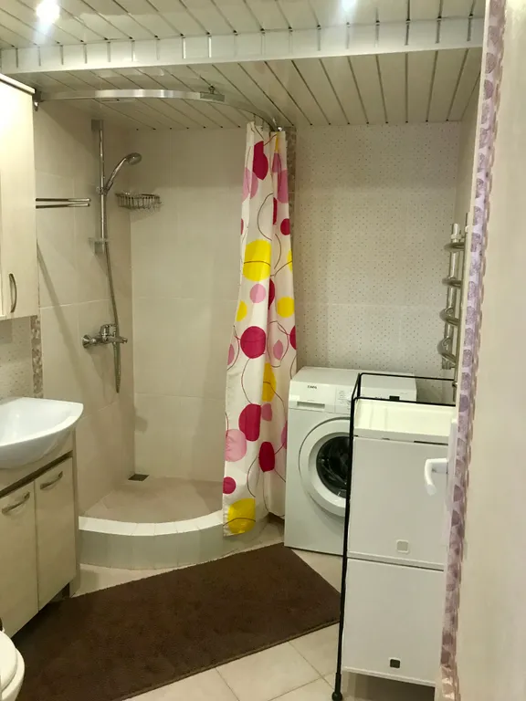 Дом с бассейном на море