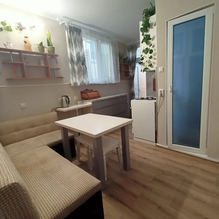 Уютная однокомнатная квартира в Симеизе — аренда посуточно в Симеиз