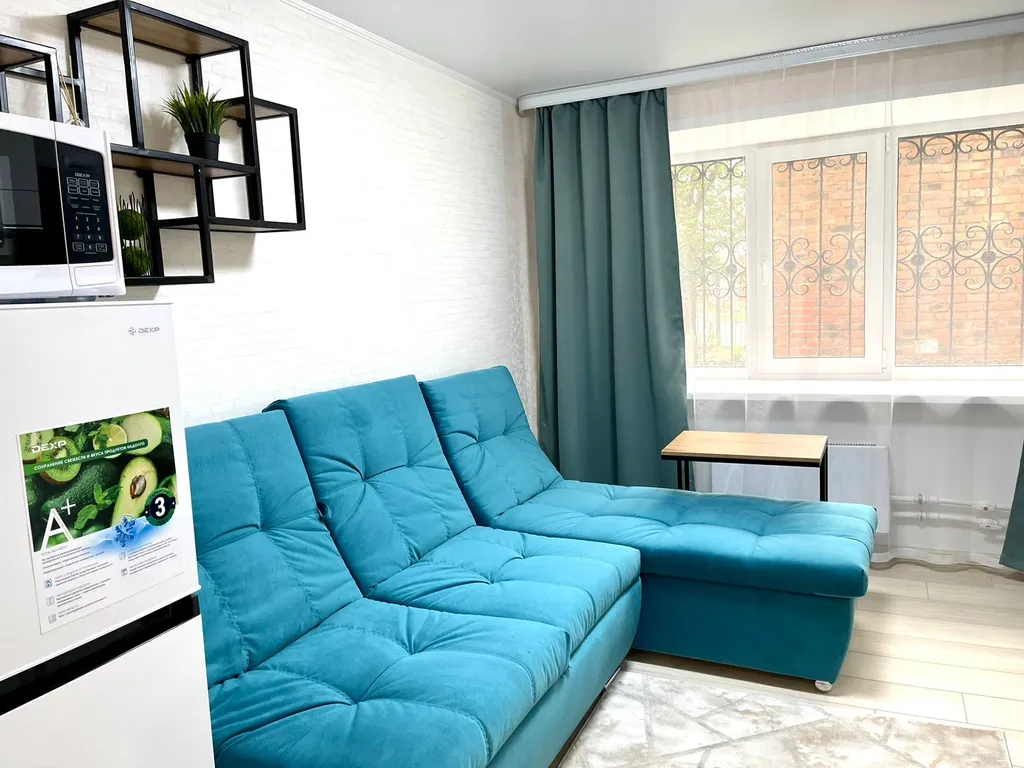 Квартира Студия Бирюза — аренда посуточно в Шадринск