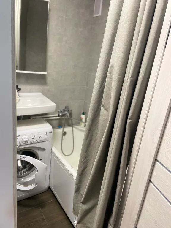 Современная квартира недалеко от курорта