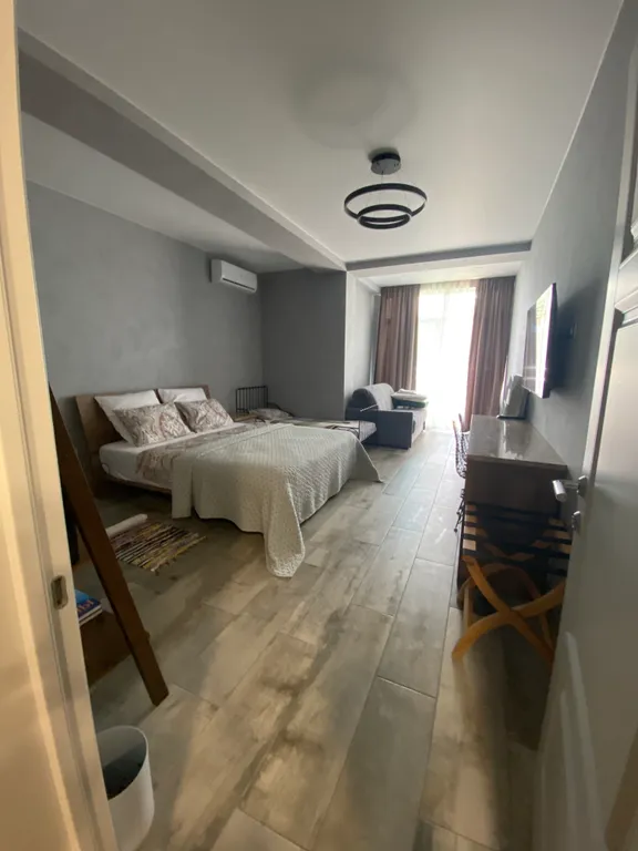 Апартамент с собственным пляжем