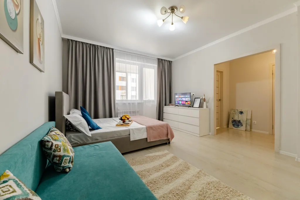 Центр левого берега