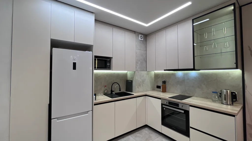 Апартаменты с видом на озеро в элитном районе