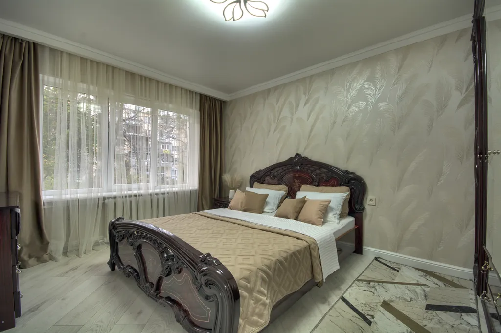 3-комнатная квартира в престижном районе — аренда посуточно в Нальчик